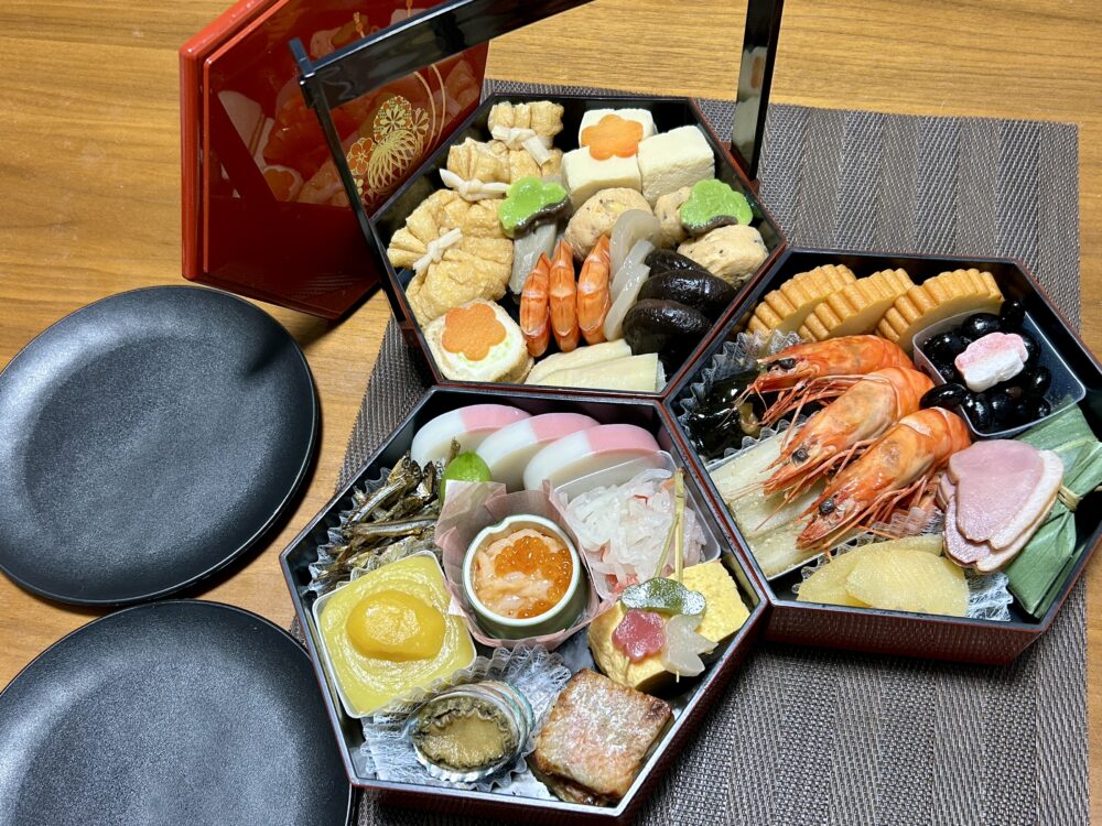 京菜味のむら 八坂 おせちのふたを開けたところ